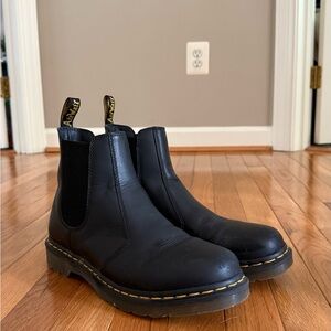 Dr. Martens 2976 Chelsea boots black